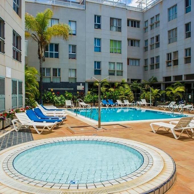 Atico "Turquesa Beach" Con Piscina, Terraza Y Barbacoa Sardina Exterior photo